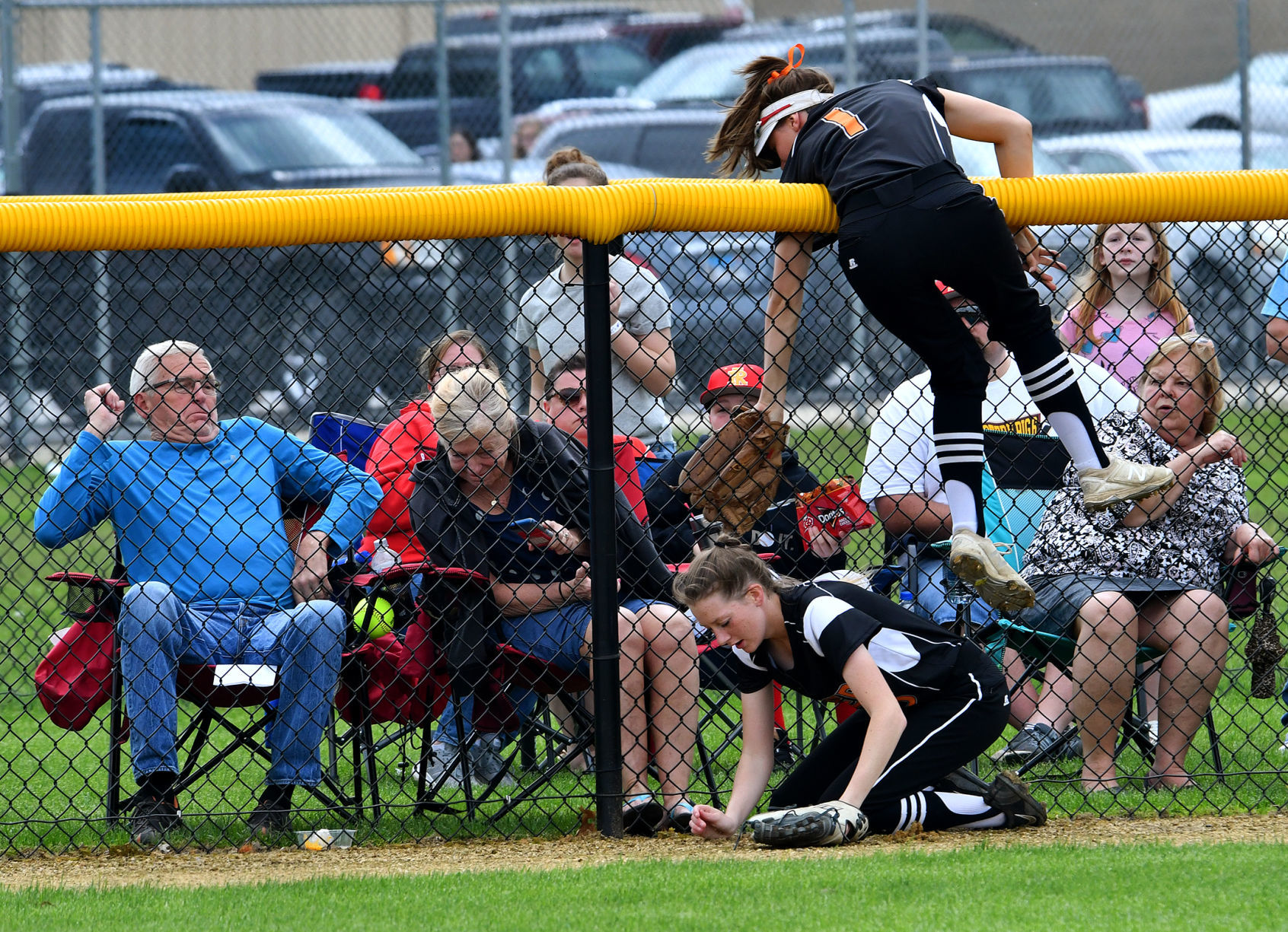 Rock Island vs United Township at Class 4A softball regional final